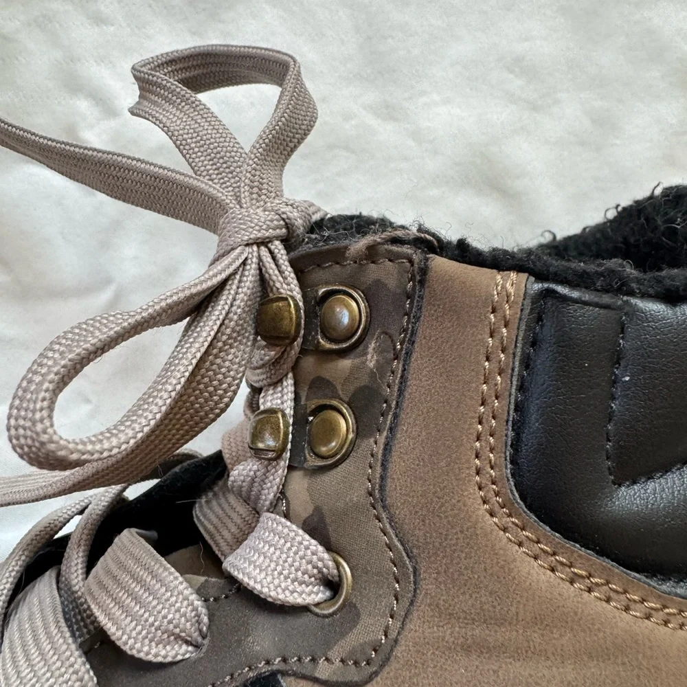 TRETORN Women's Lily Hi-Top Sneakers Size 7.5M - Picture 5 of 5